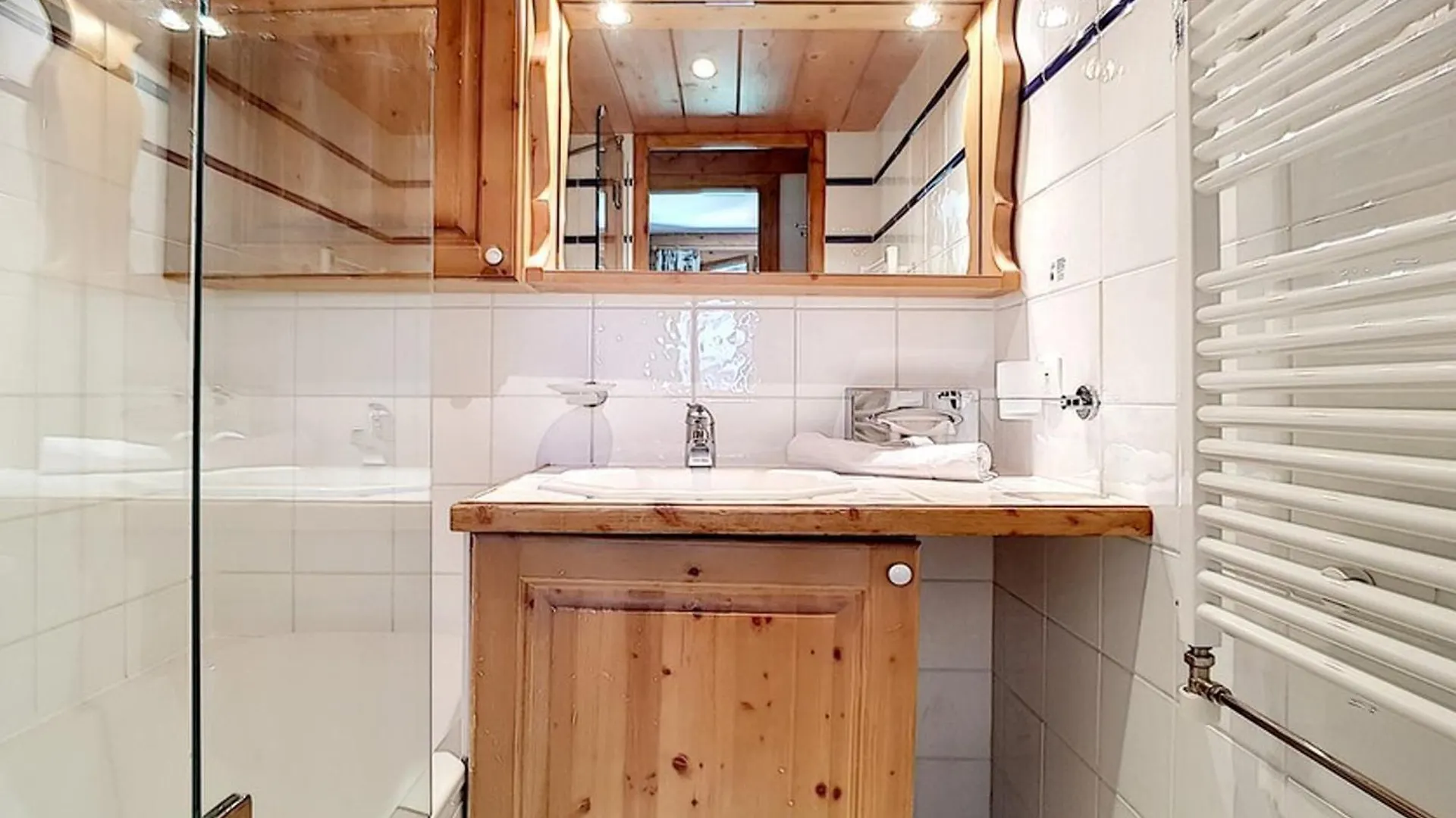 Apartment Appartement Les Menuires, 3 Pieces, 6 Personnes - Fr-1-344-741 Saint-Martin-de-Belleville France